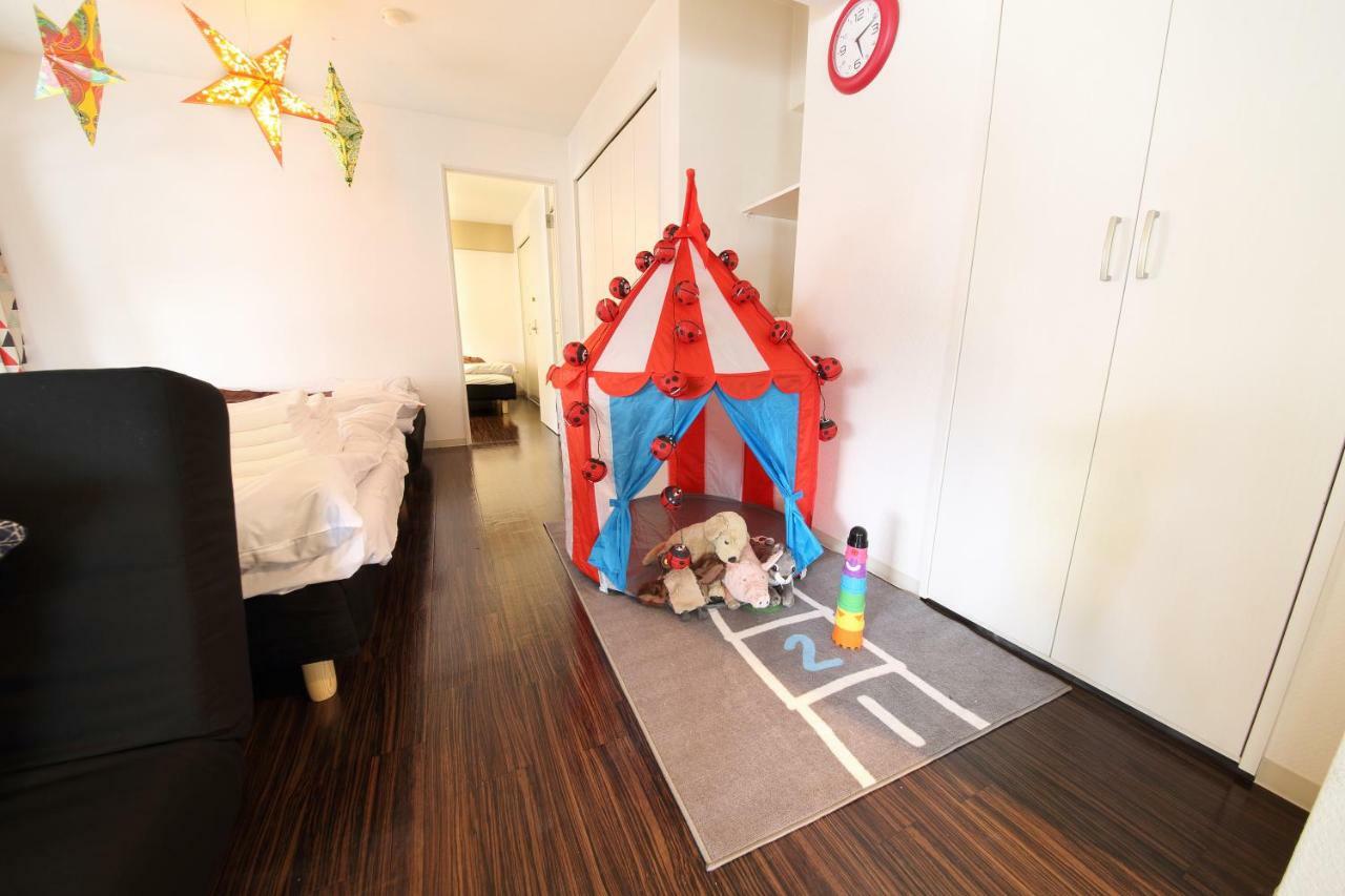 Lejlighed i Shinsaibashi på 50 m². Soveværelser: 1. Private badeværelser: 1. Osaka Eksteriør billede